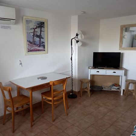 Appartement Climatise 35 M2 Pour 1 Couple - Piscine Partagee - Порто-Веккьо Экстерьер фото
